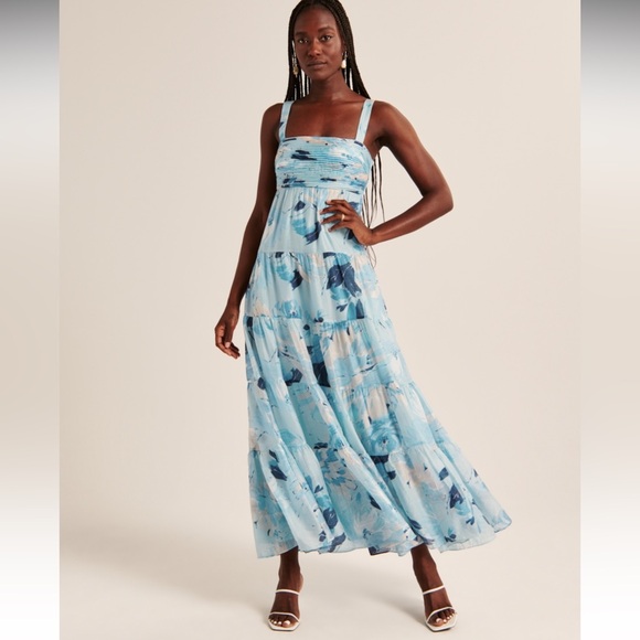 Abercrombie Women’s Tiered Ruched Babydoll Maxi Dress Blue Floral Pattern XS NEW